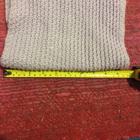 BCBGeneration Infinity Scarf WITH tags Lavender Gift Quality! - Picture 9 of 11